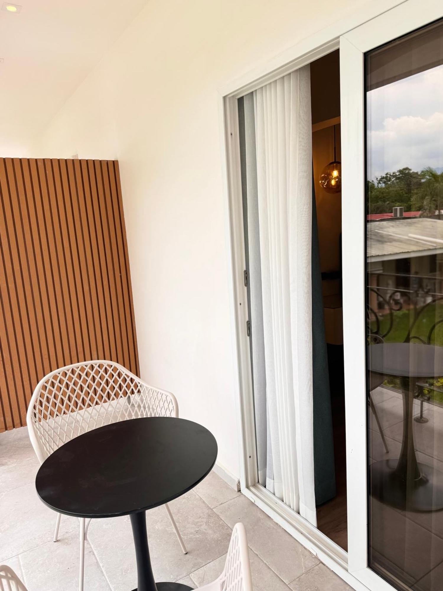 Hotel Boutique Las Mesetas San Pedro Sula Bagian luar foto