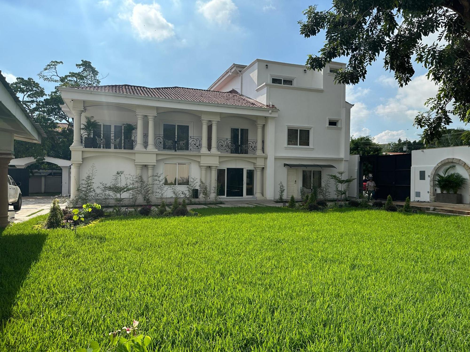 Hotel Boutique Las Mesetas San Pedro Sula Bagian luar foto