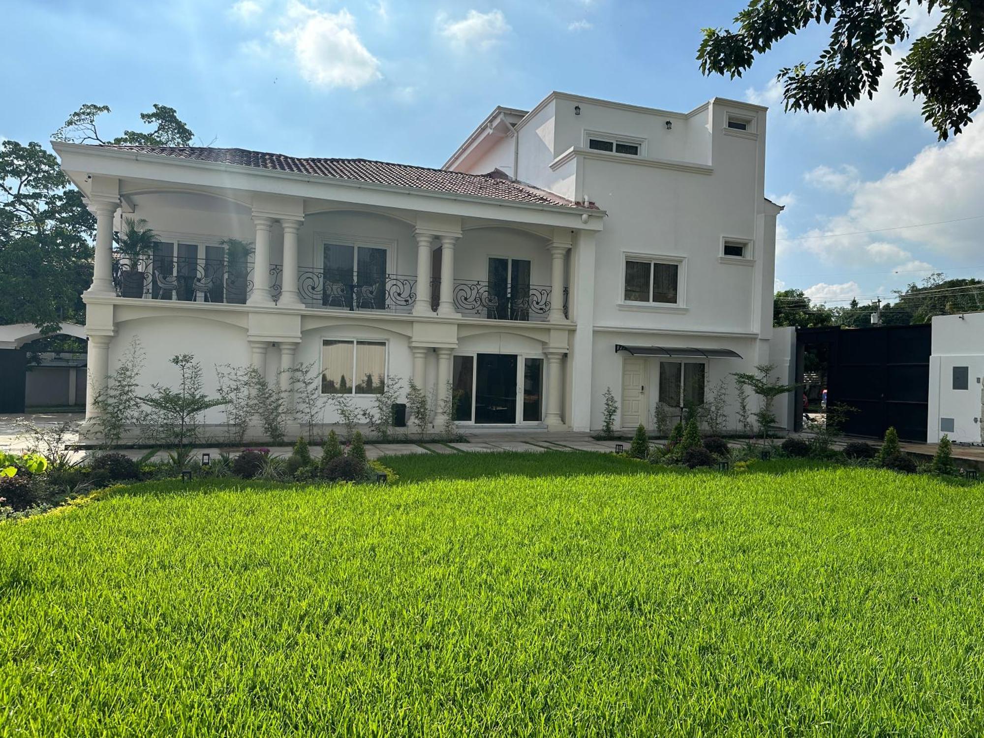 Hotel Boutique Las Mesetas San Pedro Sula Bagian luar foto